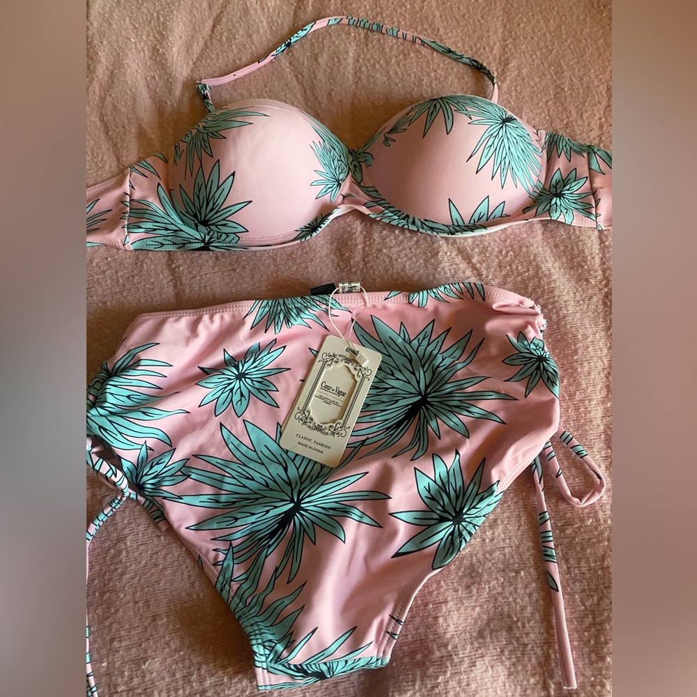 Coeur De Vague XL bathing suit. Pink floral. High waist.